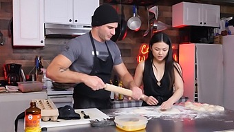 Lulu Chu'S Interview With Corn Connoisseurs On Youtube