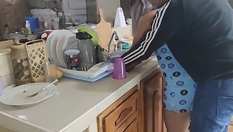 I Seduce My Step-Sister With A Massage And Have Unprotected Sex With Her